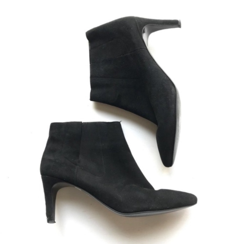 Country Road Black suede Ankle Heeled Booties